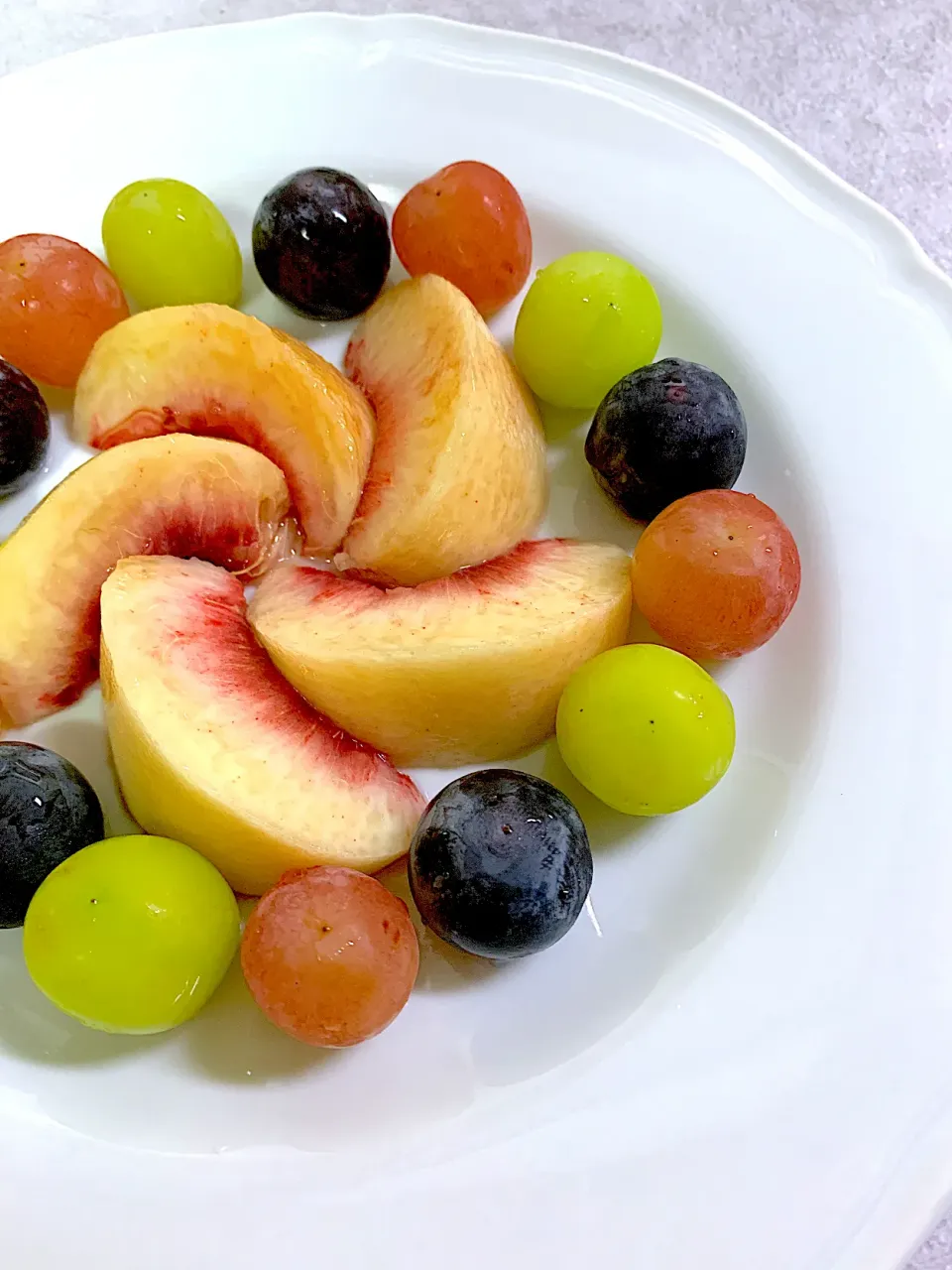 桃とぶどう|satoeさん