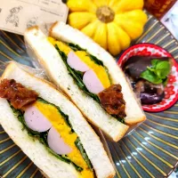 @きなこさんの料理 🔷🌿香味野菜の🧅🧄🍅絶品万能ソース🔷→→🔷🎃プッチーニ南瓜と🧀カマンベールの🍅トマトソースグラタン🔷|@きなこさん