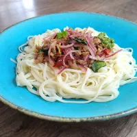 ラープの和え麺|古尾谷りかこさん