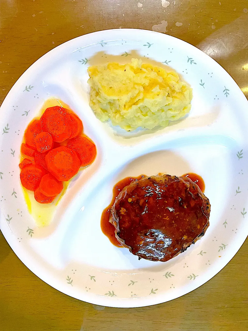 ポークハンバーグ|あきたまさん