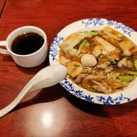 中華丼:(スープバー付き)、焼き餃子、ドリンクバー (夕飯、バーミヤン)|enarinさん