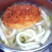 みぞれ仕立てのなめ茸入りとろみ付きコロッケうどん| darkbaronさん