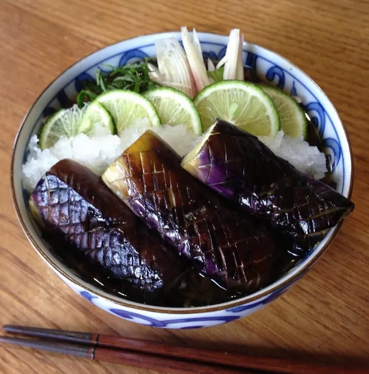 |ばくあんしゃさん