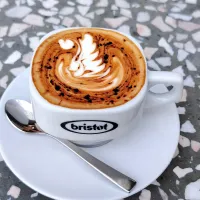 Afternoon coffee 😋☕cappuccino|🍒lynnlicious🍒さん