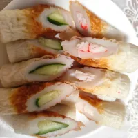 義実家の食卓の竹輪カニカマ詰め真似たのと、竹輪きゅうり