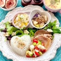 石見ポークロースの生姜焼き🐷ワンプレートランチです(∩´∀`∩)💕