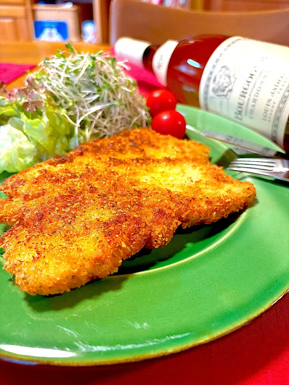 ミラノ風チキンカツレツ🐔|おかちさん