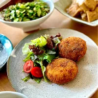 お昼ごはん　コロッケランチ🍽️