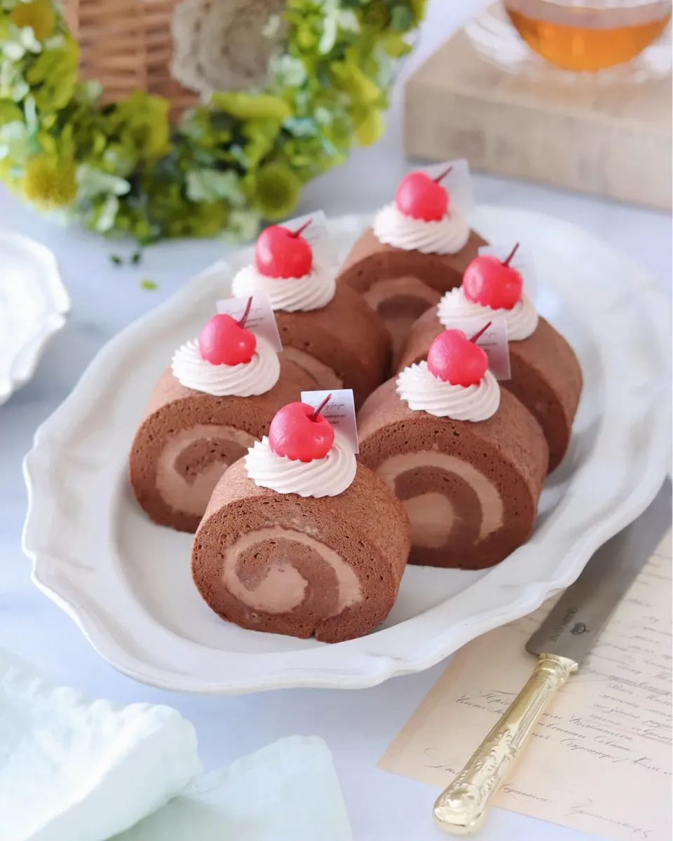 ショコラロールケーキ🍫|moeさん