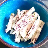 お盆休み最終日 お家おつまみ①長芋ゆかり和え|KANAさん