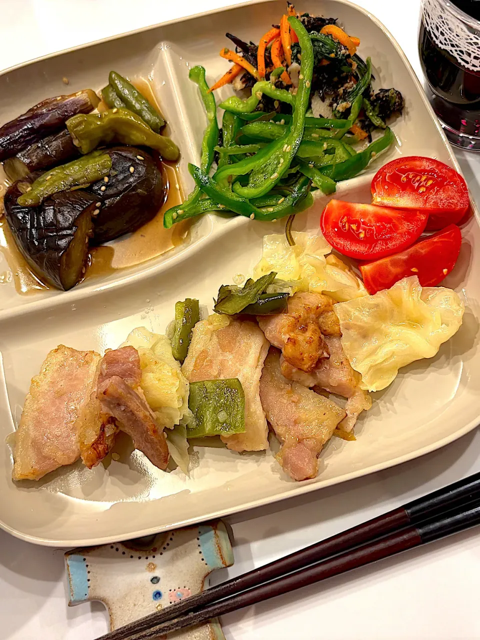 ナスの煮浸しが付いた定食|マツさん