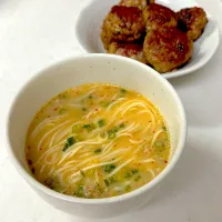 冷やし担々麺風ひやむぎ。しそチーズ肉団子。|ゆーこ。さん