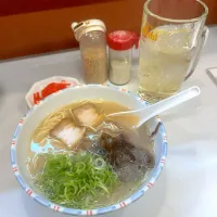 とんこつラーメン|T. Wonderさん