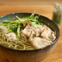 茶そばで水菜と豚肉のハリハリ蕎麦| ふくすけ食堂さん