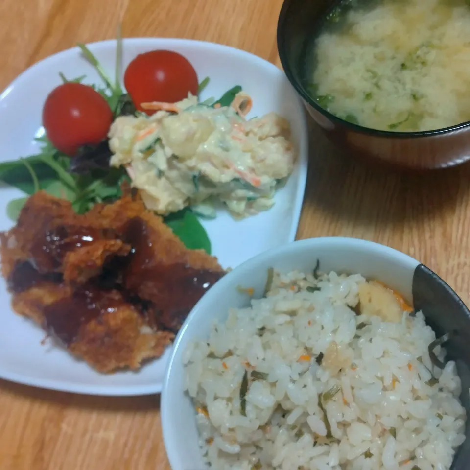 ホタテご飯とチーズかつ巻揚げ|ゆきりんさん