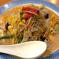 味噌ラーメン|Food is lifeさん