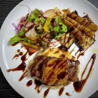 今日は牛肉ステーキのロッシニー風を作りました♪ bon appétit 😋|Hanami Takigamiさん