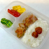 鶏の照り焼き弁当。旦那さん弁当。|ゆーこ。さん
