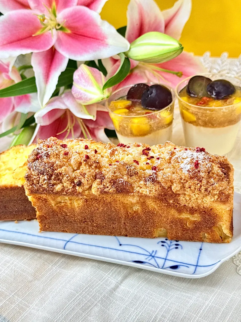 パイナップルとココナッツのパウンドケーキ&ジャスミン豆花|鬼百合さん