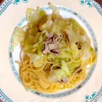 キャベツと豚肉のトリュフ風味ぺぺロンチーノ🍷20250819| rococoさん