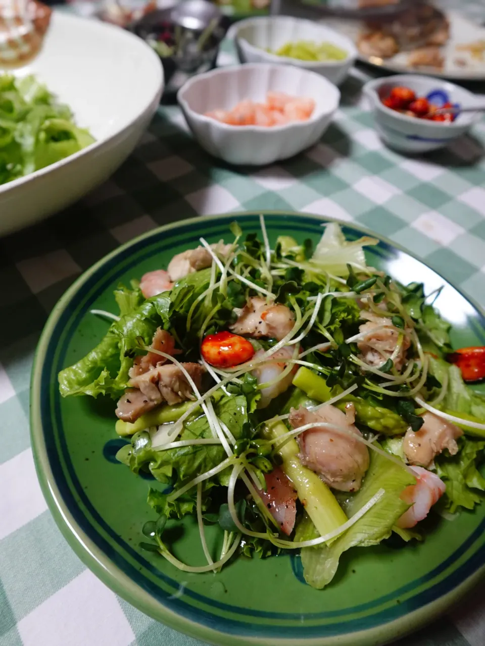 Salad 🥗🧄|Momokaさん