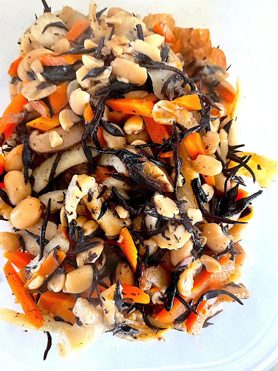 ひじきと干し大根の煮物|ころりんさん