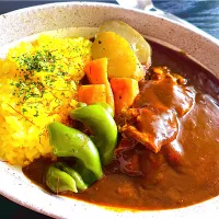 リモートワークのおひとり様ランチ🍛しゃぶ肉のポークカレー|KANAさん