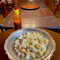 お豆腐とチーカマのシラチャーマヨ和え|henryさん