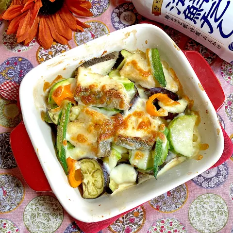 「日清さらっと軽～いオリーブオイル」を使ってみたSnapdishの料理・レシピ写真:鱈🐟と野菜のチーズ焼き🧀