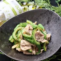 まりおさんの料理 ﾍﾟﾍﾟﾛﾝｺﾞｰﾔ  豚肉とオクラを入れてアレンジ|めいめいさん