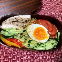 冷やし中華弁当🍲|がおりんさん