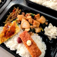 島豆腐と大根の辛味噌炒め弁当| 景子さん