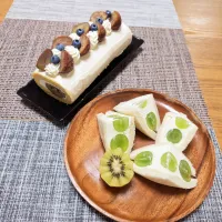 『ロールケーキとフルーツサンド』|seri-chanさん