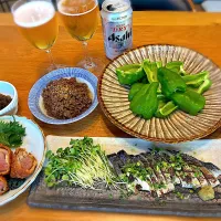 パリパリピーマンの肉そぼろ　炙りしめ鯖　衛藤|じゅんさんさん