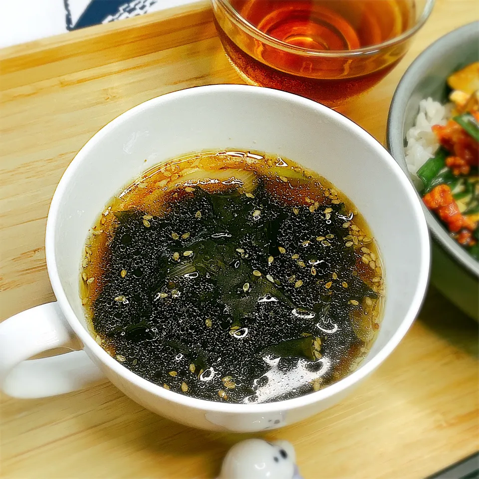 プルコギのタレで甘口ワカメスープ|アスママさん