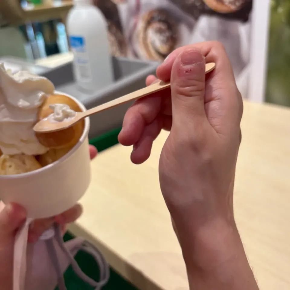 IKEAベビーカステラ＆ソフトクリーム|ゆきぽよ婆さん