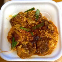 カレーカツ丼🍛|るみおんさん