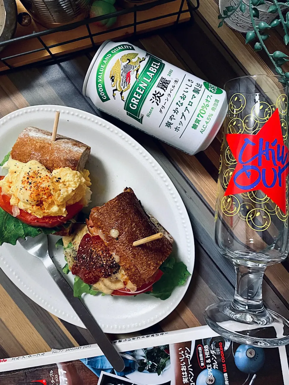 バゲットサンドでパン飲み|はるなさん