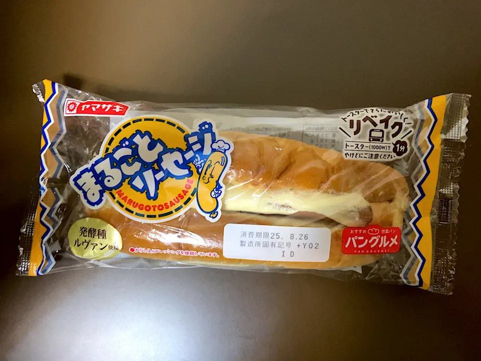 山崎製パン まるごとソーセージ|ばーさんさん
