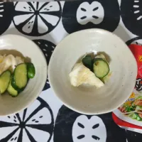 半端に余ったキャベツときゅうりで浅漬け😆