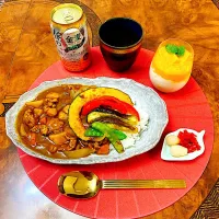 夏野菜カレーとマンゴーブランマンジェ