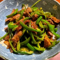 簡単❣️青椒肉絲| つるひめさん