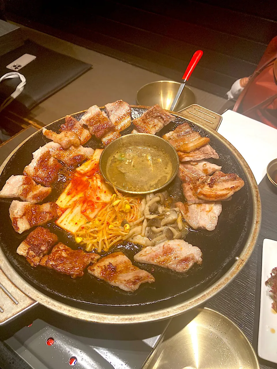 サムギョプサルがいい感じに焼けました（実況中継中）|なびさん