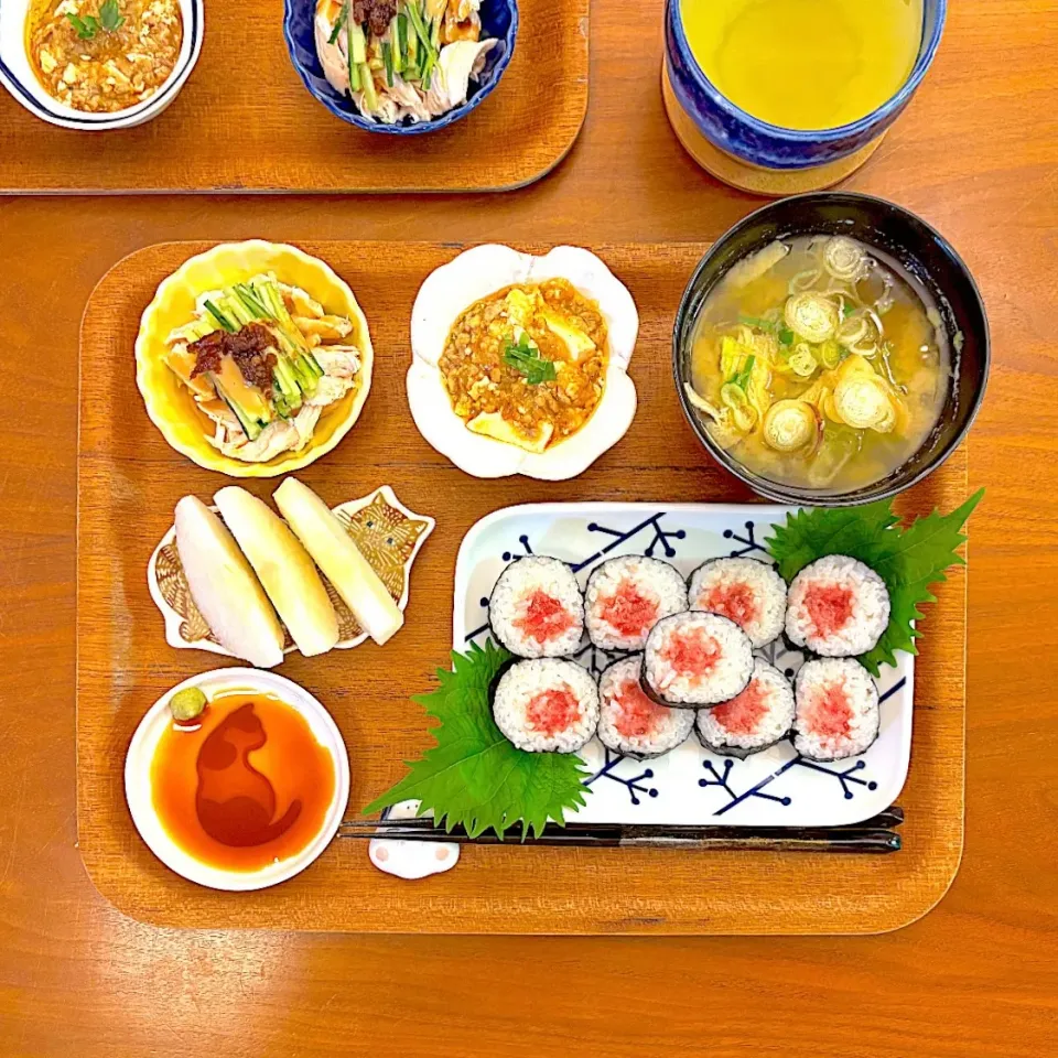 まぐろの中巻きのおぼんごはん|すずさん