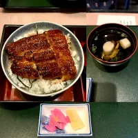 鰻丼|るみおんさん