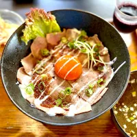 京鴨肉のローストカーモ丼|yucc@さん