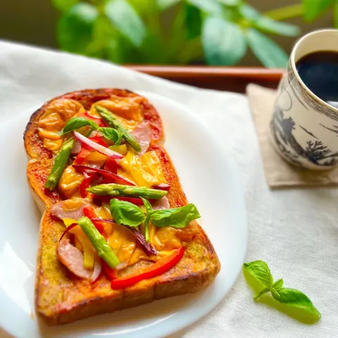 「Wできたてシェフレンジ」を使ってみたSnapdishの料理・レシピ写真:バジル香るピザトースト🍕