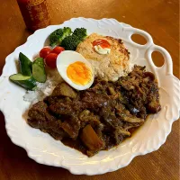 チキンカレー🍛チキンハンバーグ乗せ＊オイスターソース＊シラチャーマヨ|henryさん