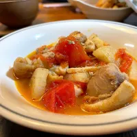 鶏ももと大根のトマト煮