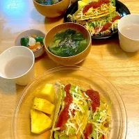 TVで沖縄の進化系タコス店🌮が東京進出ってやってて普通のが食べたくなった🤤|さくたえさん